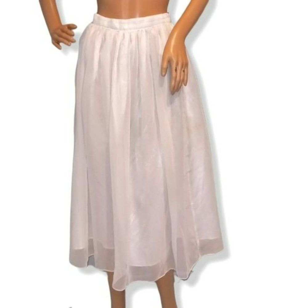 Vintage white chiffon layered mid calf skirt size 7/8 ladies